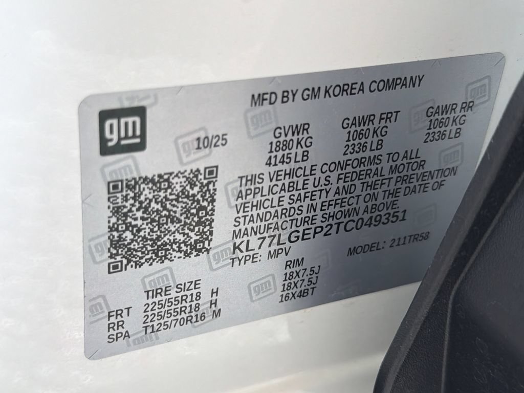 Used 2026 Chevrolet Trax RS FWD image 34