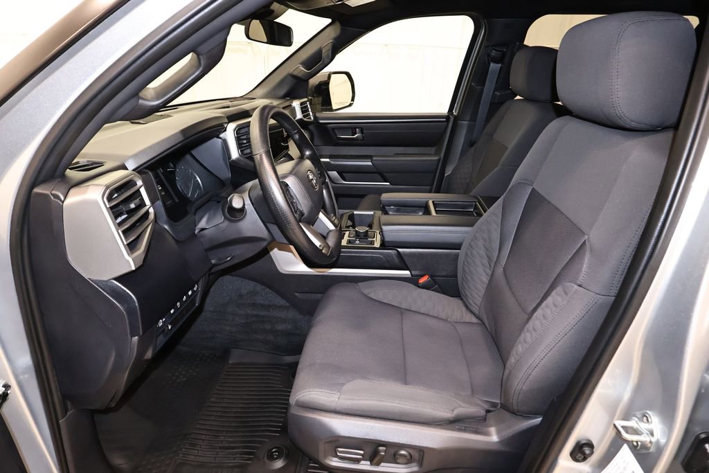 Used 2025 Toyota Tundra SR5 w/ SR5 Convenience Package AWD/4WD image 12