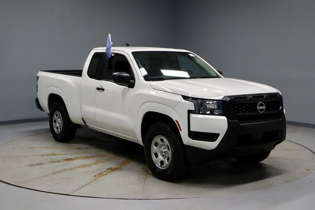 Certified 2025 Nissan Frontier S image 1