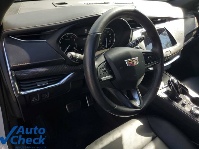 Certified 2023 Cadillac XT4 Sport FWD image 18