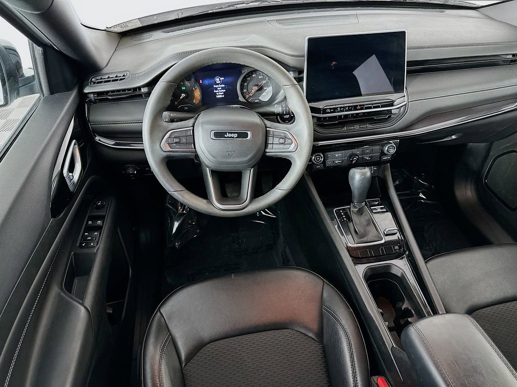 Used 2023 Jeep Compass Altitude image 31
