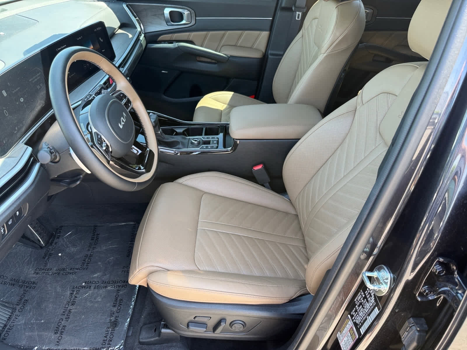 Used 2025 Kia Sorento SX Prestige w/ Olive Brown Leather Package AWD/4WD image 10