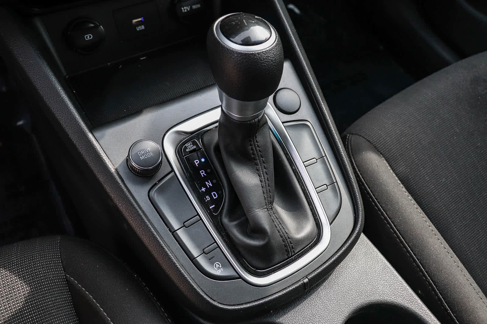 Used 2022 Hyundai Kona SEL image 19