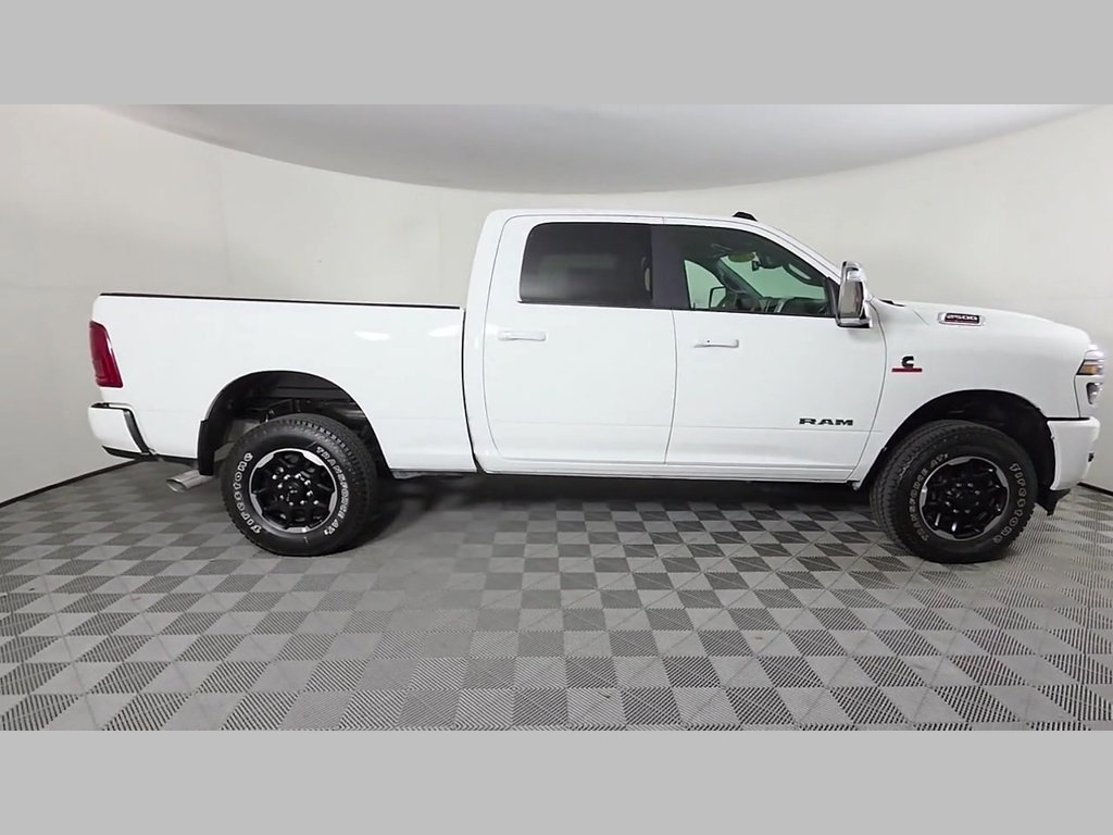 Used 2026 RAM 2500 Laramie AWD/4WD image 35