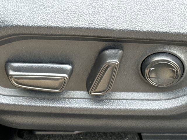 Used 2023 Toyota Tundra Limited AWD/4WD image 24