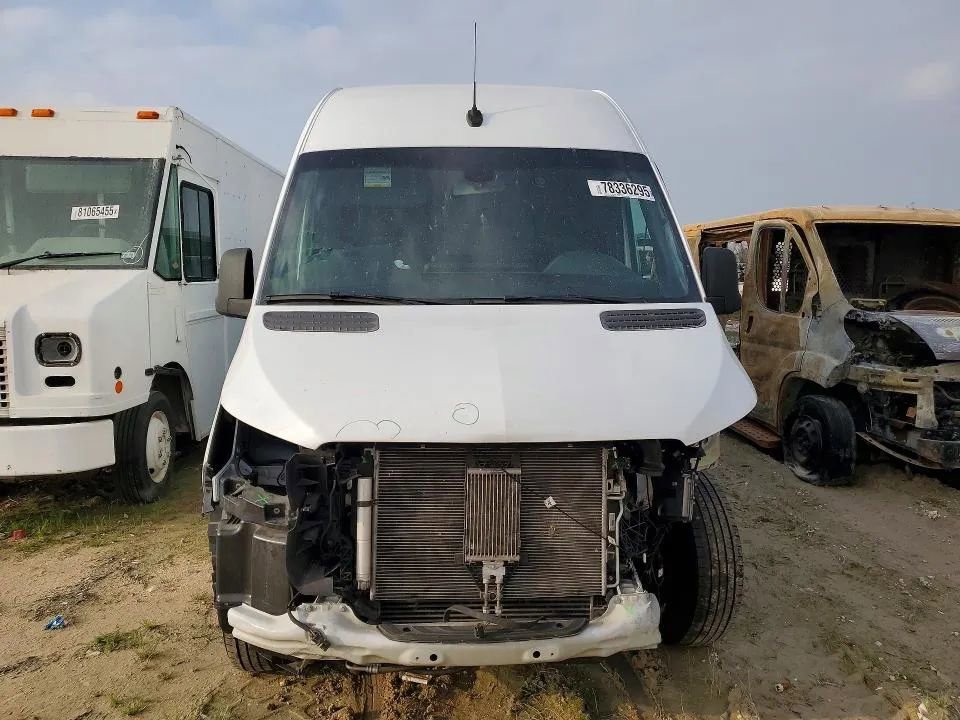 Used 2021 Mercedes-Benz Sprinter 2500 image 5