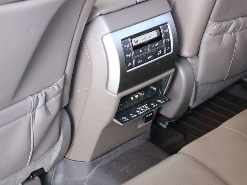 Used 2014 Lexus GX 460 Luxury AWD/4WD image 29