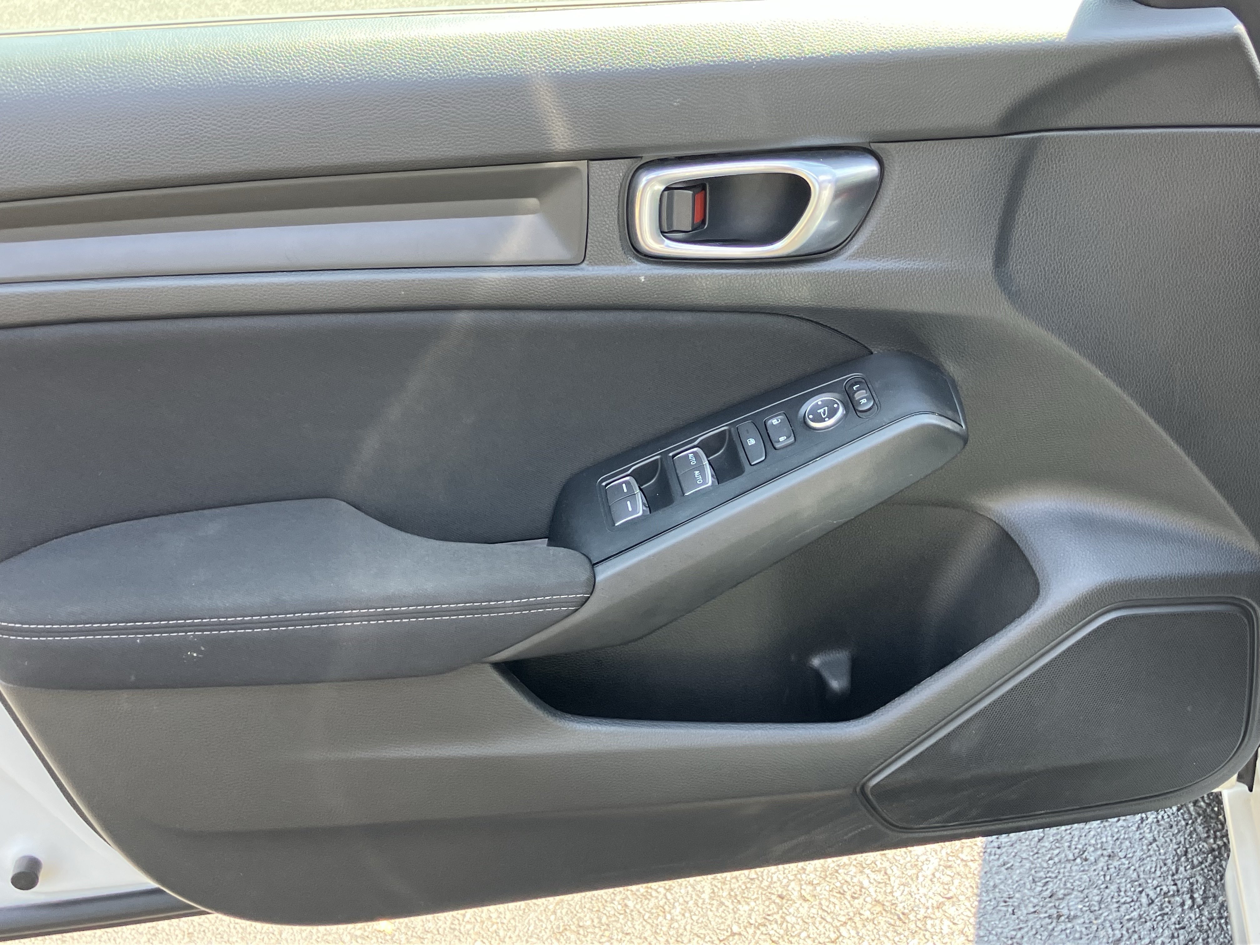 Used 2025 Honda Civic Sport image 14