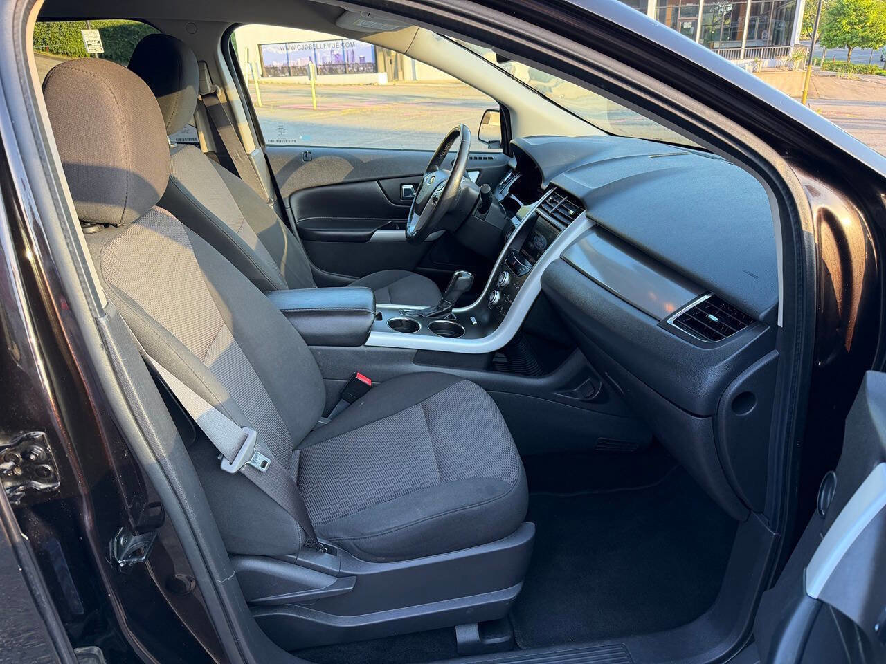 Used 2014 Ford Edge SEL w/ Driver Entry Package AWD/4WD image 44