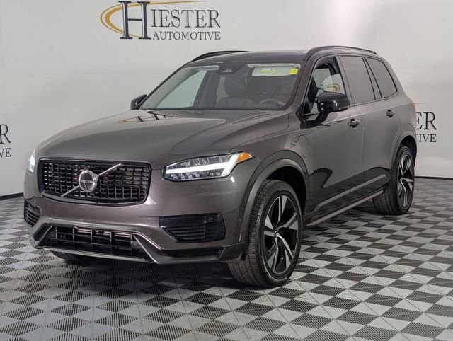 Used 2023 Volvo XC90 T8 Plus w/ Protection Package Premier image 4