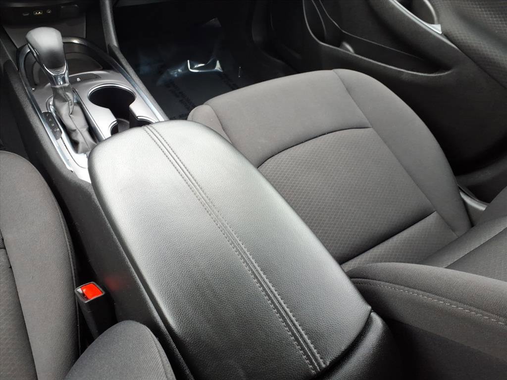 Used 2023 Chevrolet Malibu LT image 16