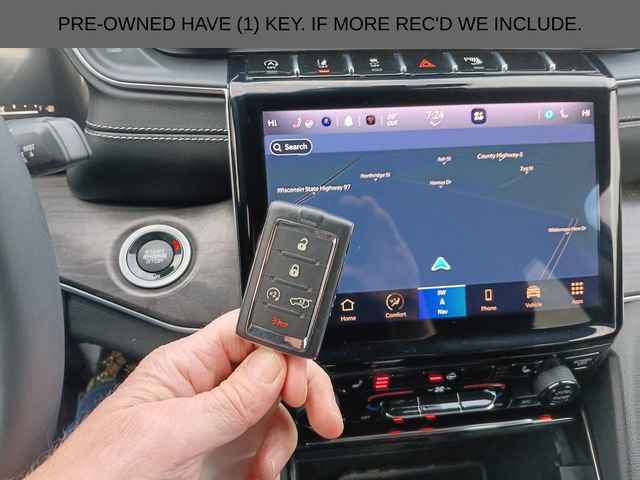 Used 2023 Jeep Grand Cherokee Limited w/ Black Appearance Package AWD/4WD image 2