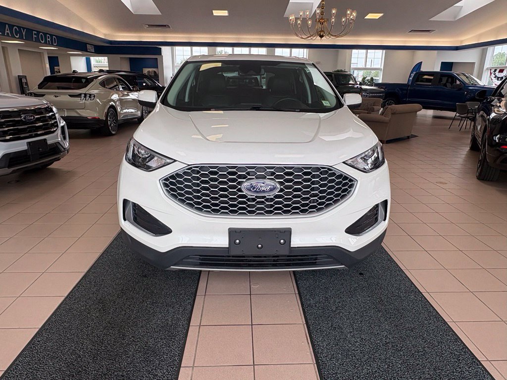 Used 2023 Ford Edge SEL AWD/4WD image 8