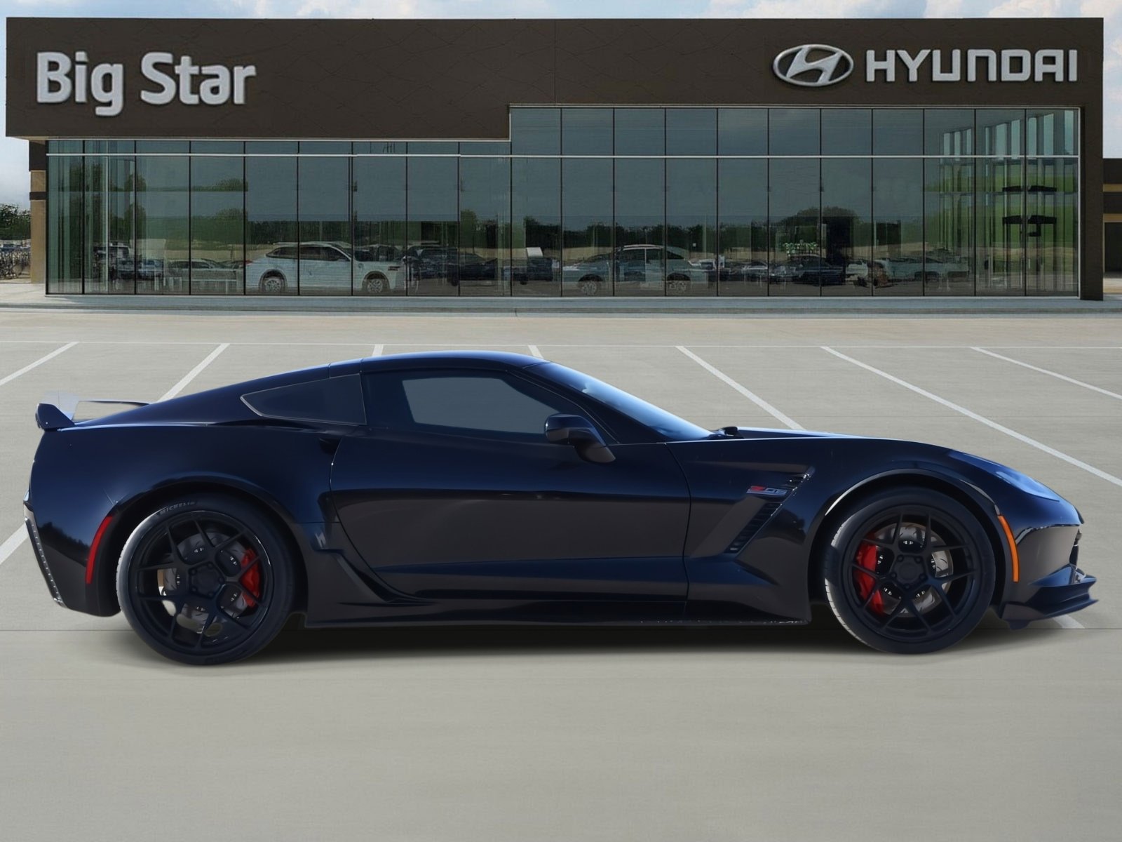 Used 2016 Chevrolet Corvette Z06 w/ 3LZ Preferred Equipment Group image 5