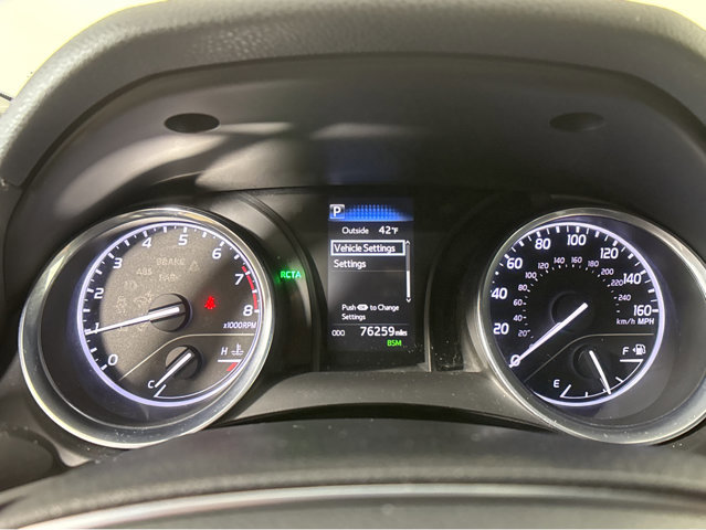 Used 2018 Toyota Camry SE image 5