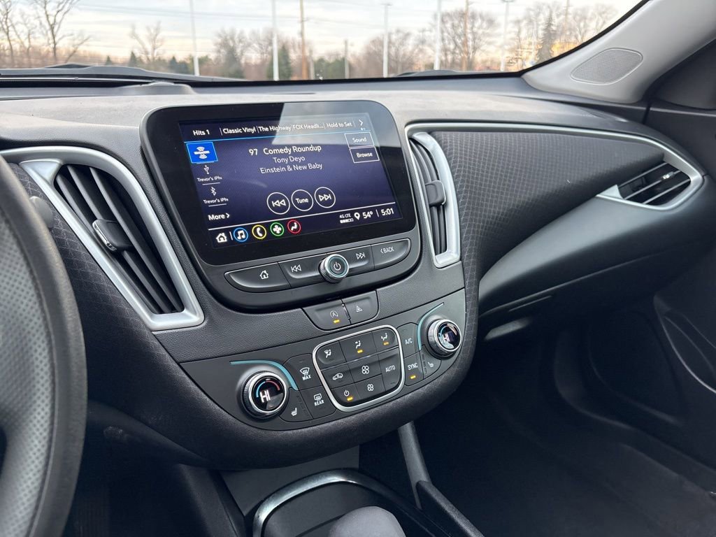 Used 2024 Chevrolet Malibu LT image 45