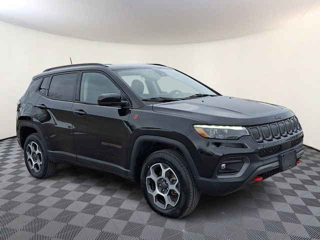 Used 2022 Jeep Compass Trailhawk w/ Trailhawk Elite Group image 1