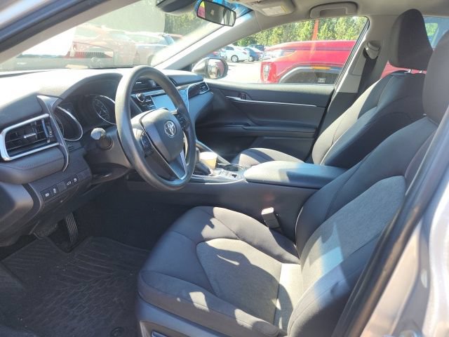 Used 2018 Toyota Camry LE FWD image 10