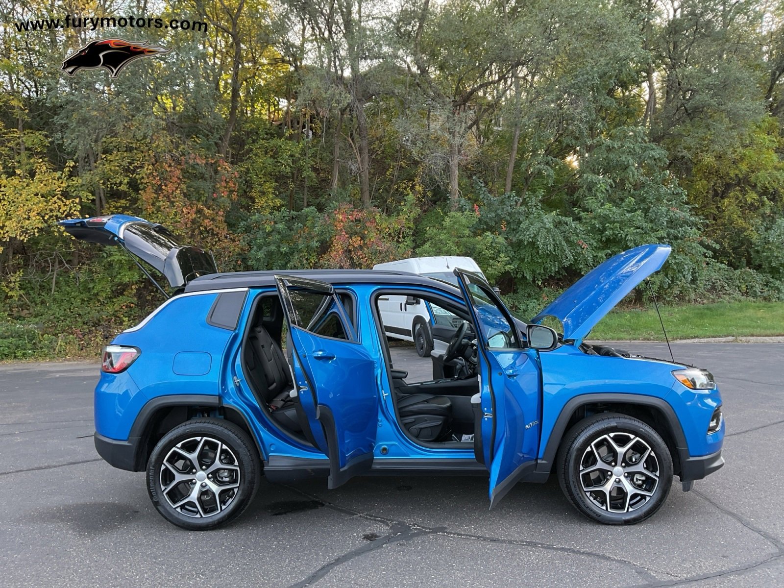 Used 2024 Jeep Compass Limited image 33