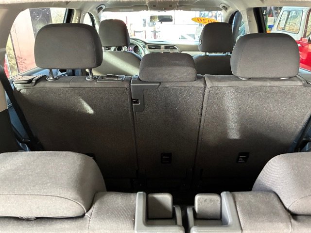 Used 2020 Volkswagen Tiguan S image 14