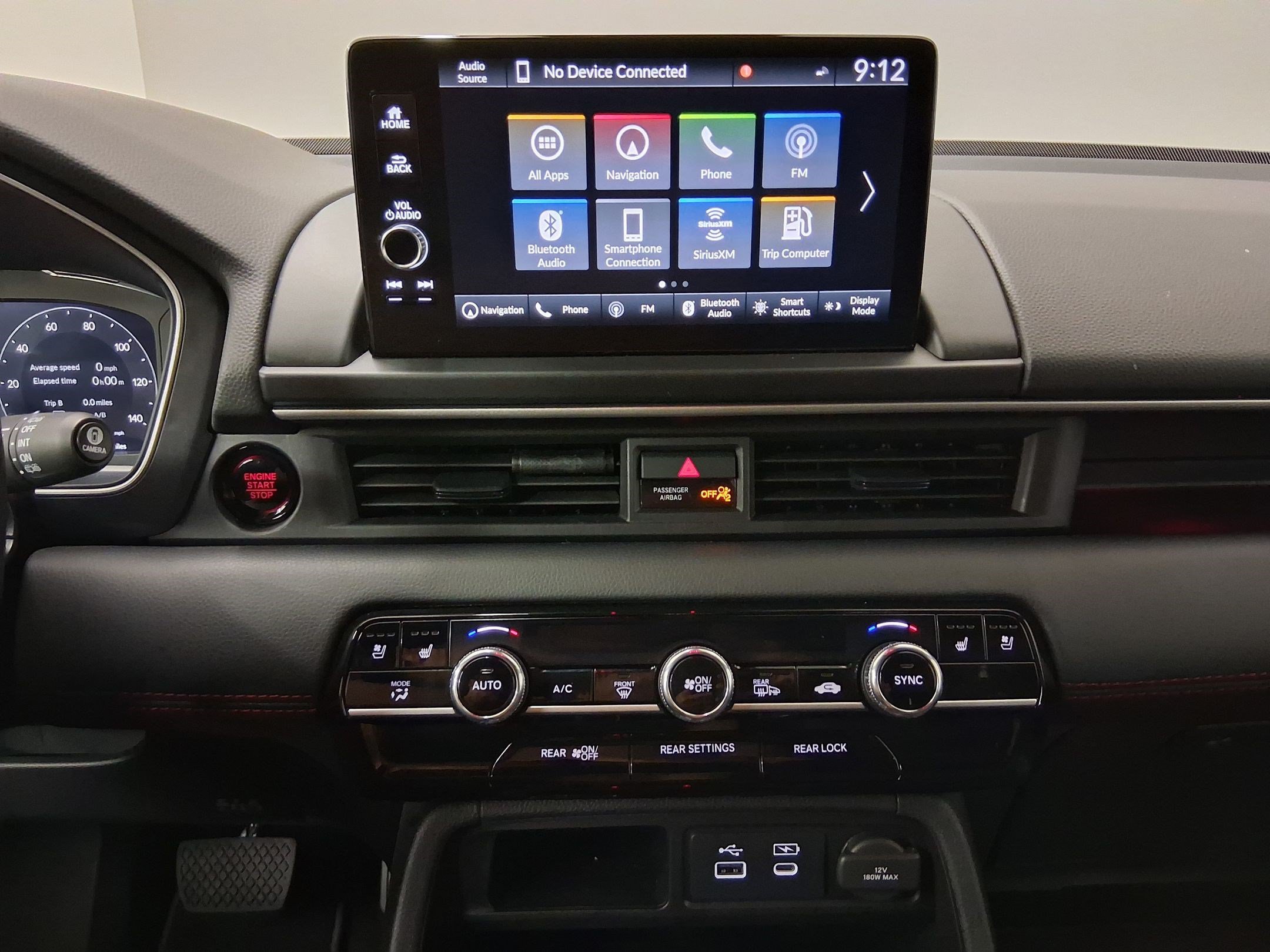 Used 2025 Honda Pilot Black Edition image 28