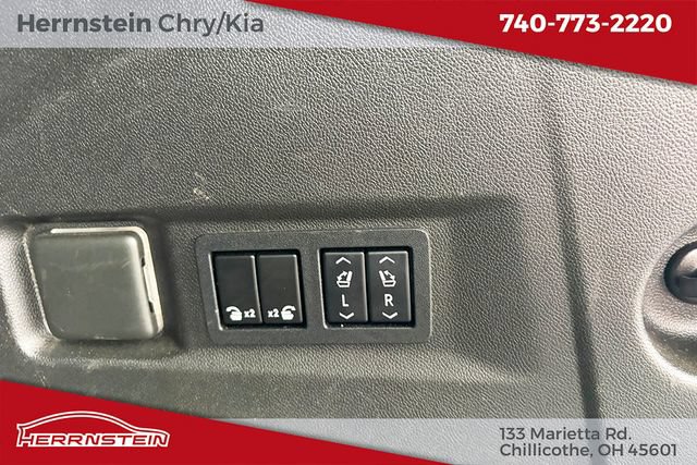 Used 2021 Chevrolet Tahoe LT w/ LT Signature Package AWD/4WD image 27
