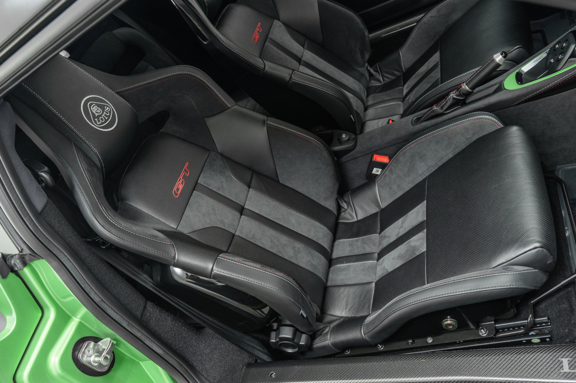 Used 2021 Lotus Evora image 25