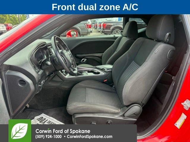 Used 2018 Dodge Challenger SXT w/ Blacktop Package RWD image 2