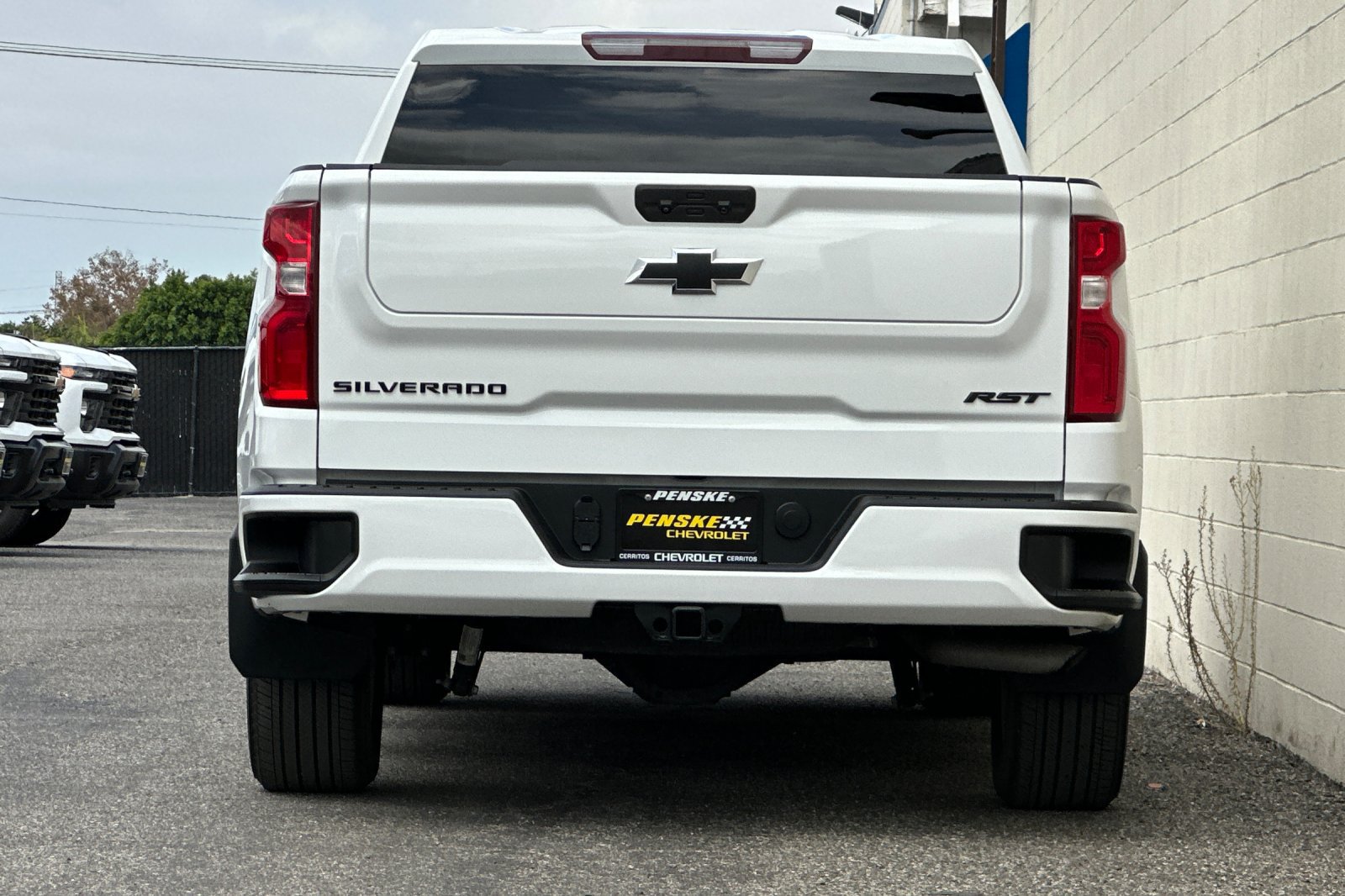 Certified 2024 Chevrolet Silverado 1500 RST w/ LPO, Dark Essentials Package RWD image 5