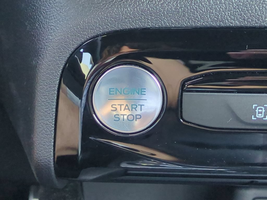 Used 2023 Ford Escape ST-Line w/ Tech Pack #1 FWD image 28