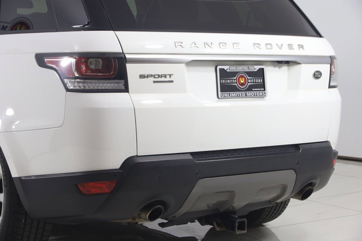 Used 2016 Land Rover Range Rover Sport SE image 23