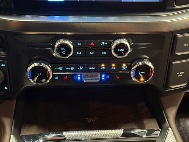 New 2025 Ford F250 King Ranch w/ Chrome Package image 24