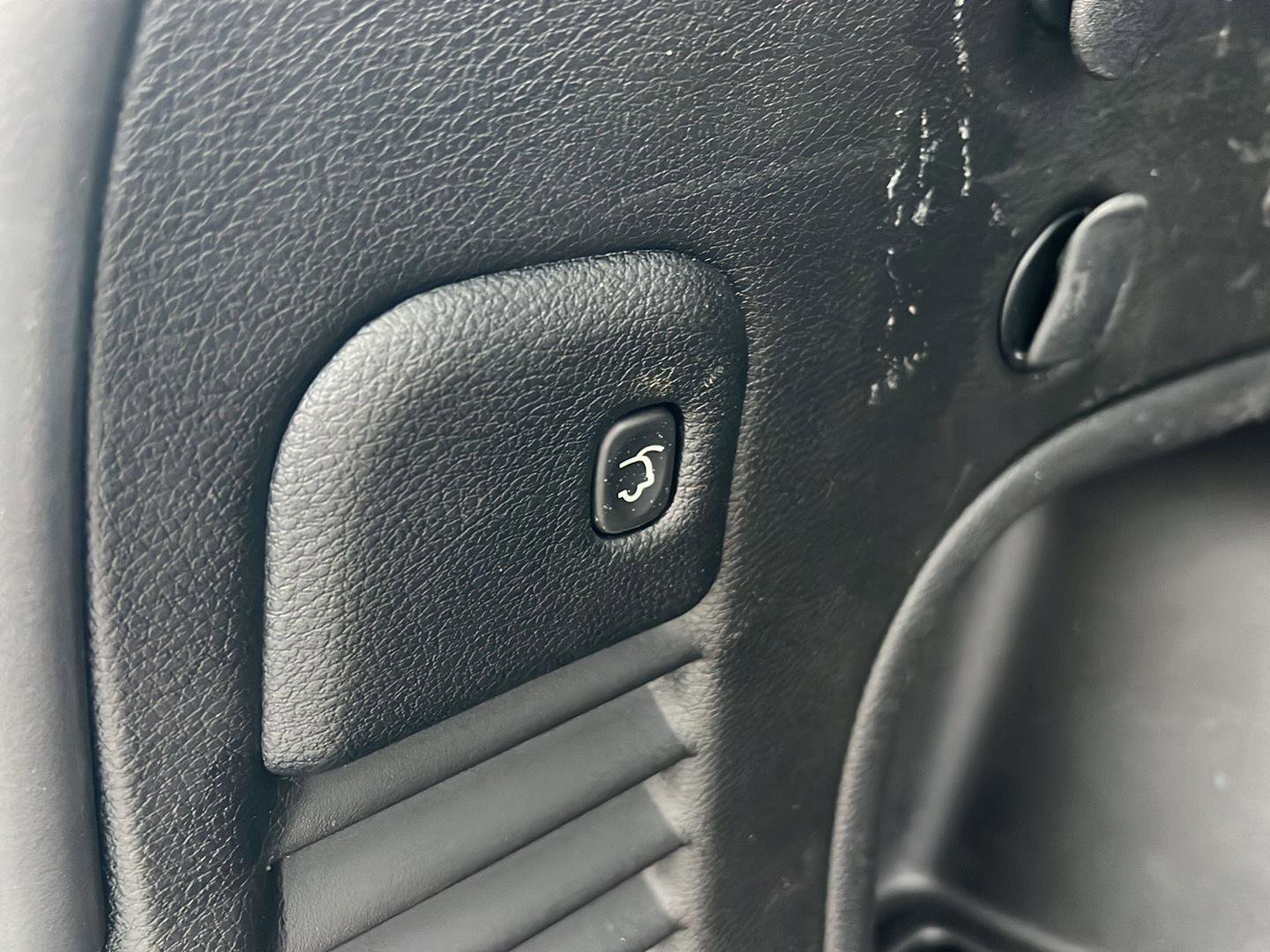 Used 2021 Jeep Grand Cherokee Laredo X image 37