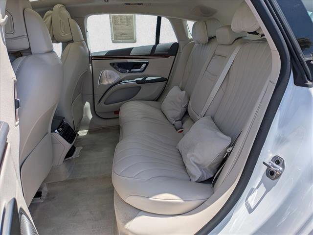 Certified 2023 Mercedes-Benz EQS 580 4MATIC Sedan image 19