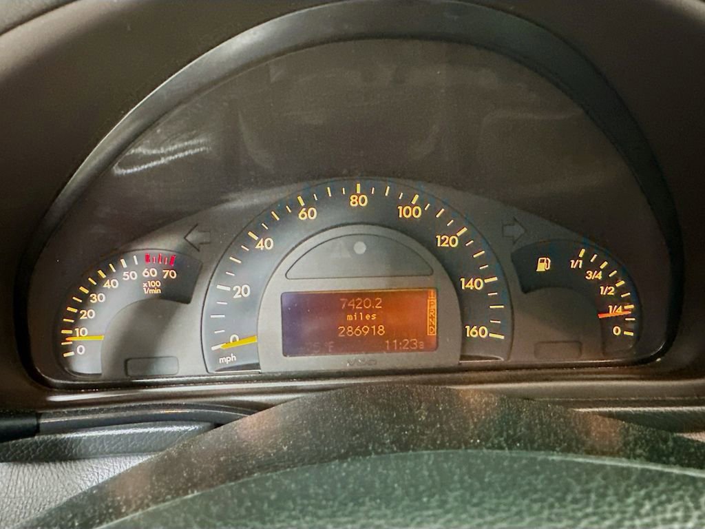 Used 2003 Mercedes-Benz C 240 Sedan image 12