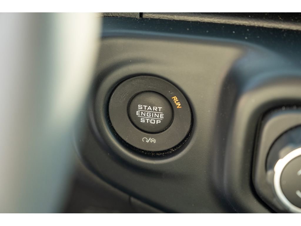 Used 2023 Jeep Gladiator Overland AWD/4WD image 28