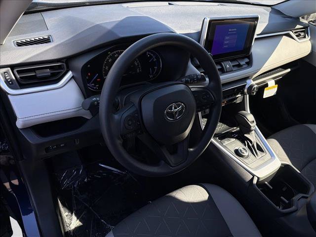 Used 2025 Toyota RAV4 XLE AWD/4WD image 13