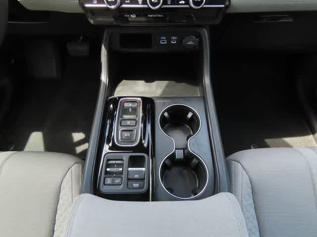 Certified 2023 Honda Pilot LX image 23