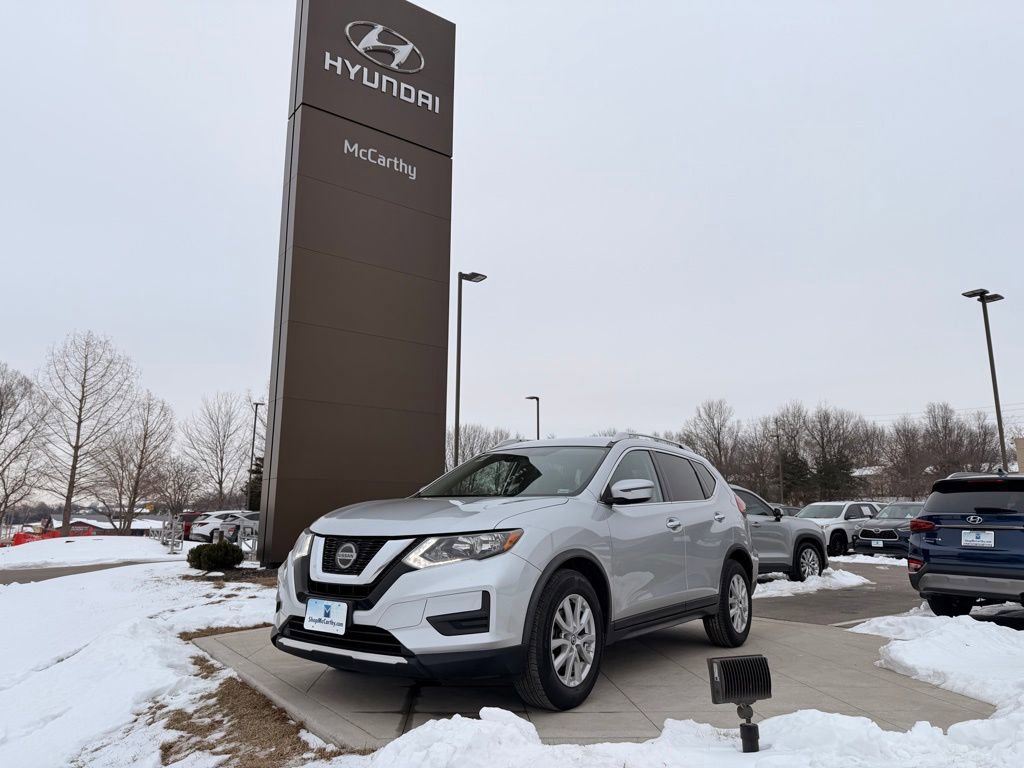 Used 2019 Nissan Rogue SV
