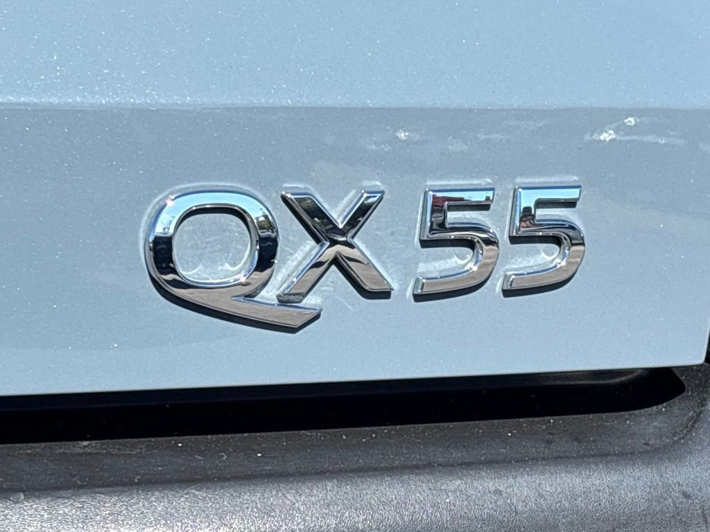 Certified 2023 INFINITI QX55 Luxe w/ Cargo Package image 5