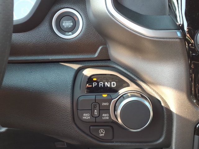 New 2026 RAM 1500 Express AWD/4WD image 20