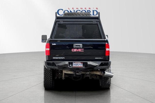 Used 2019 GMC Sierra 2500 Denali w/ Duramax Plus Package AWD/4WD image 5