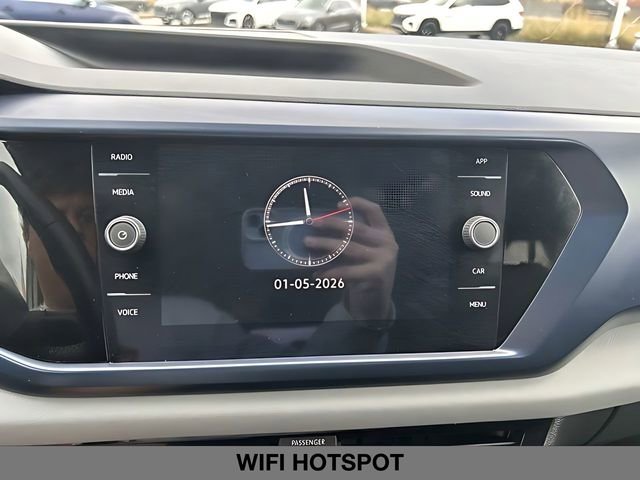 Used 2023 Volkswagen Taos SE w/ Panoramic Sunroof Package image 24