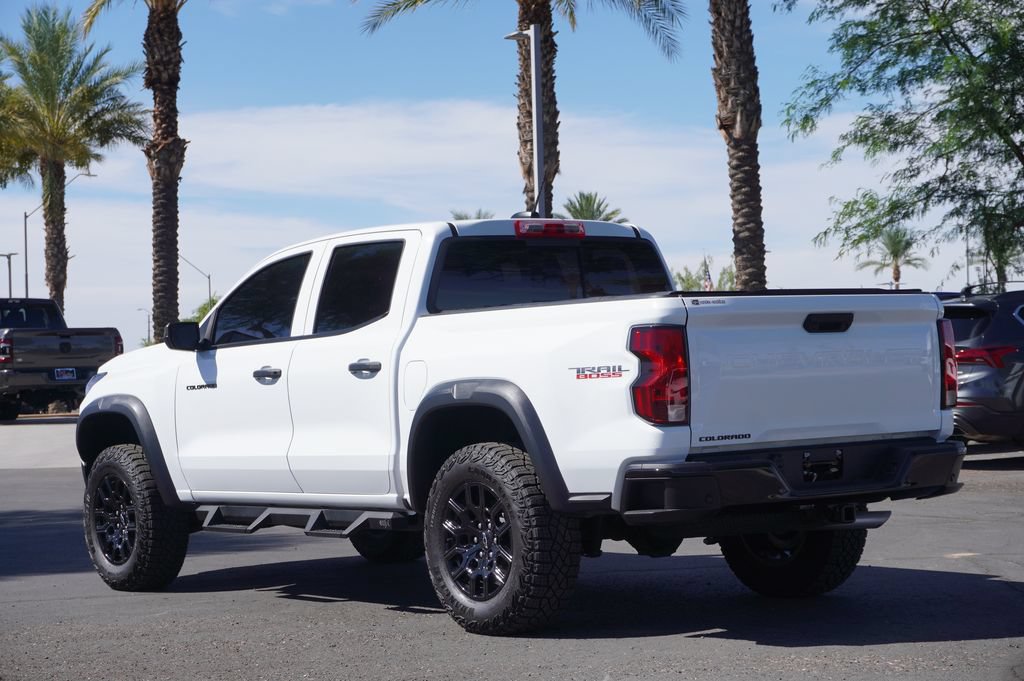 Used 2025 Chevrolet Colorado Trail Boss AWD/4WD image 3