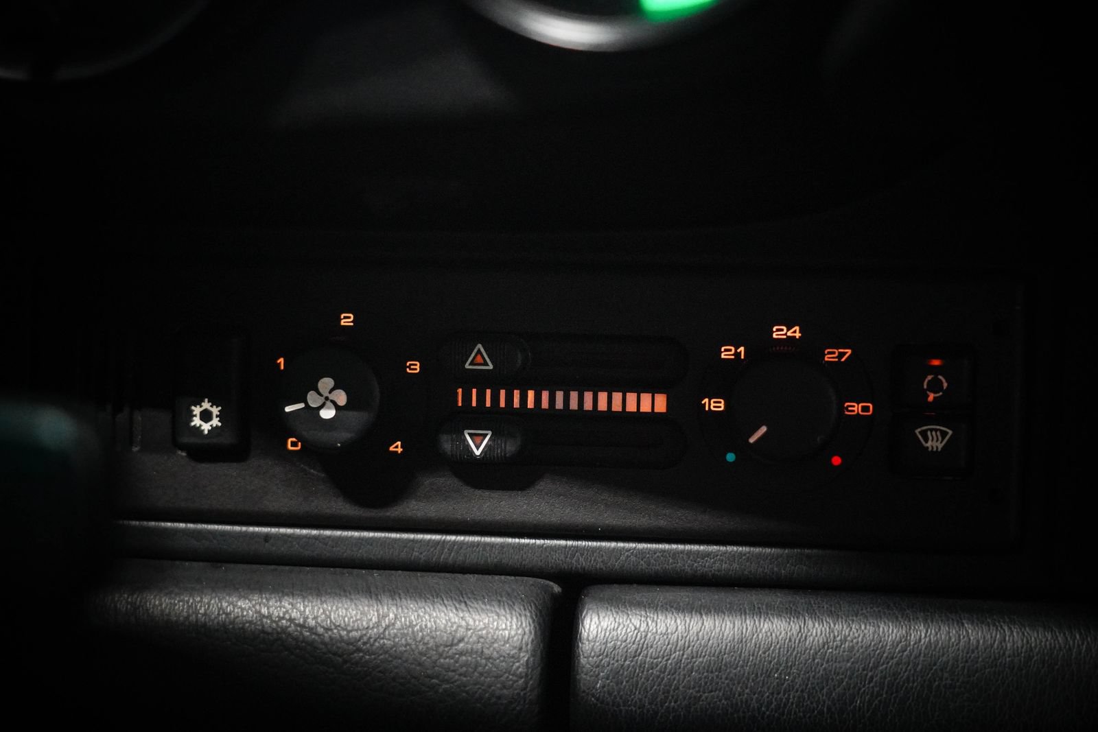 Used 1992 Porsche 911 image 21