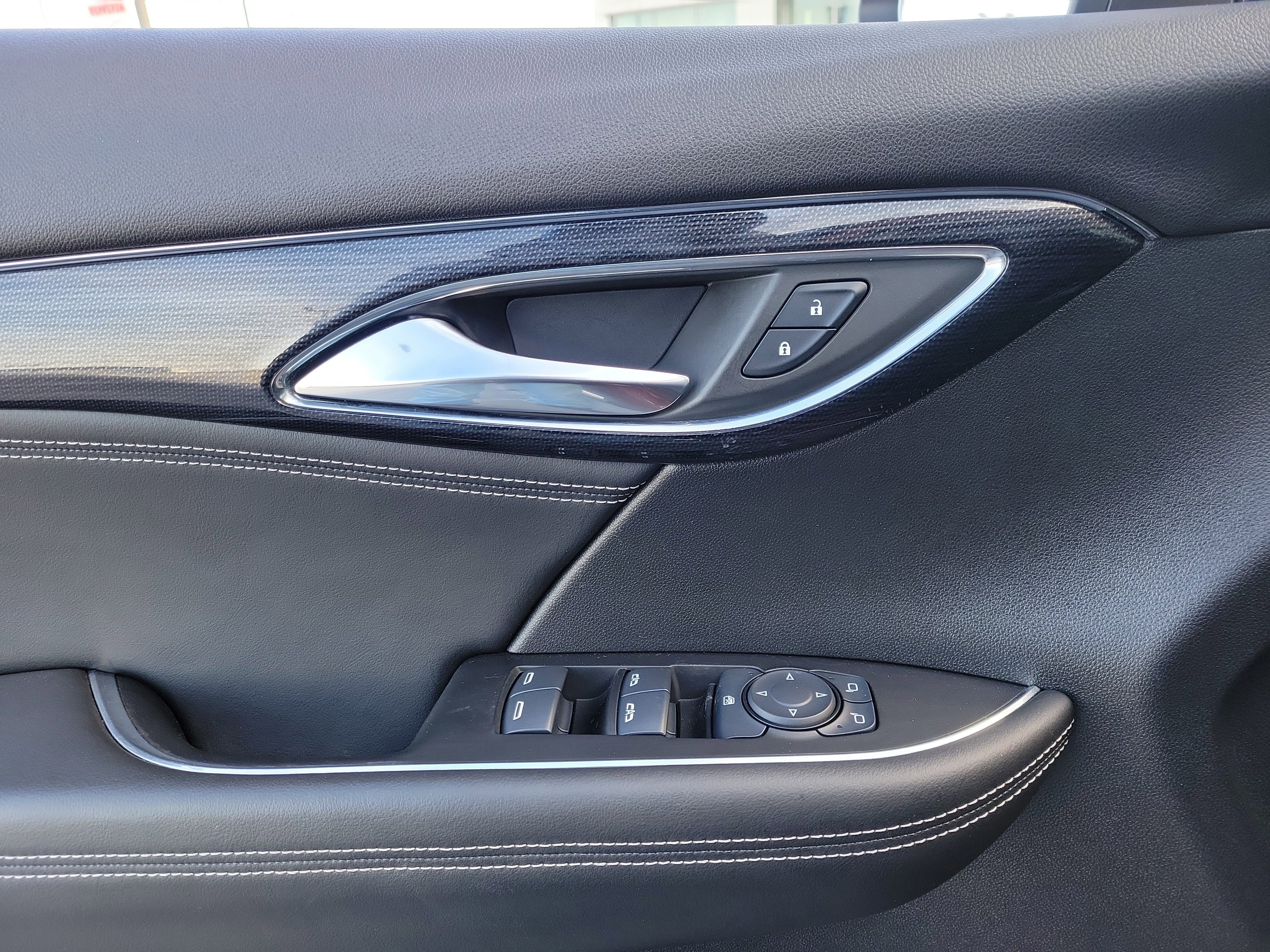 Used 2022 Buick Envision Preferred image 17