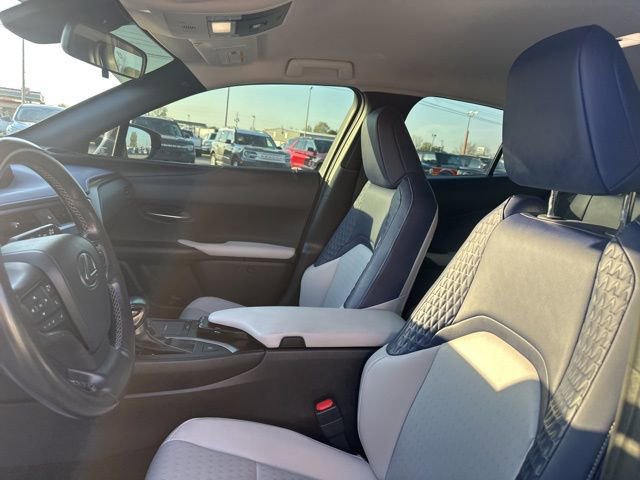Used 2022 Lexus UX 200 FWD image 30