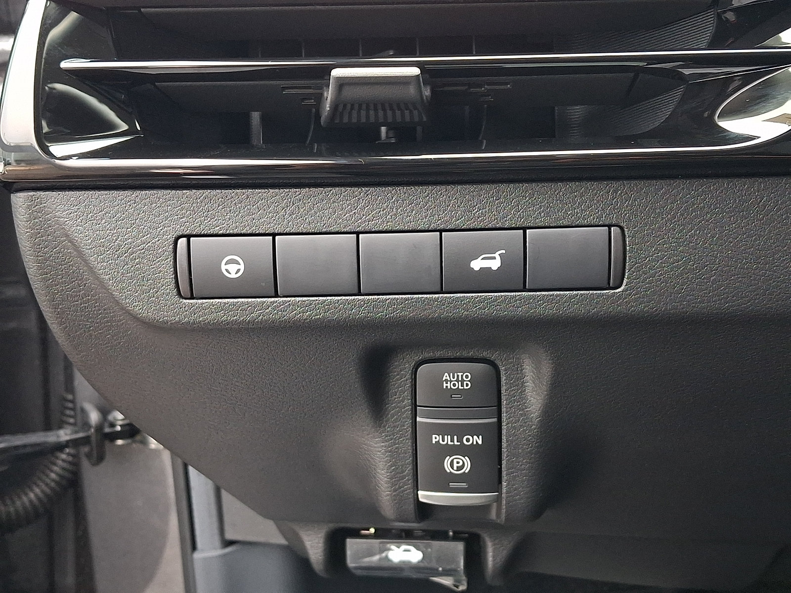 Certified 2025 Nissan Murano SV AWD/4WD image 25