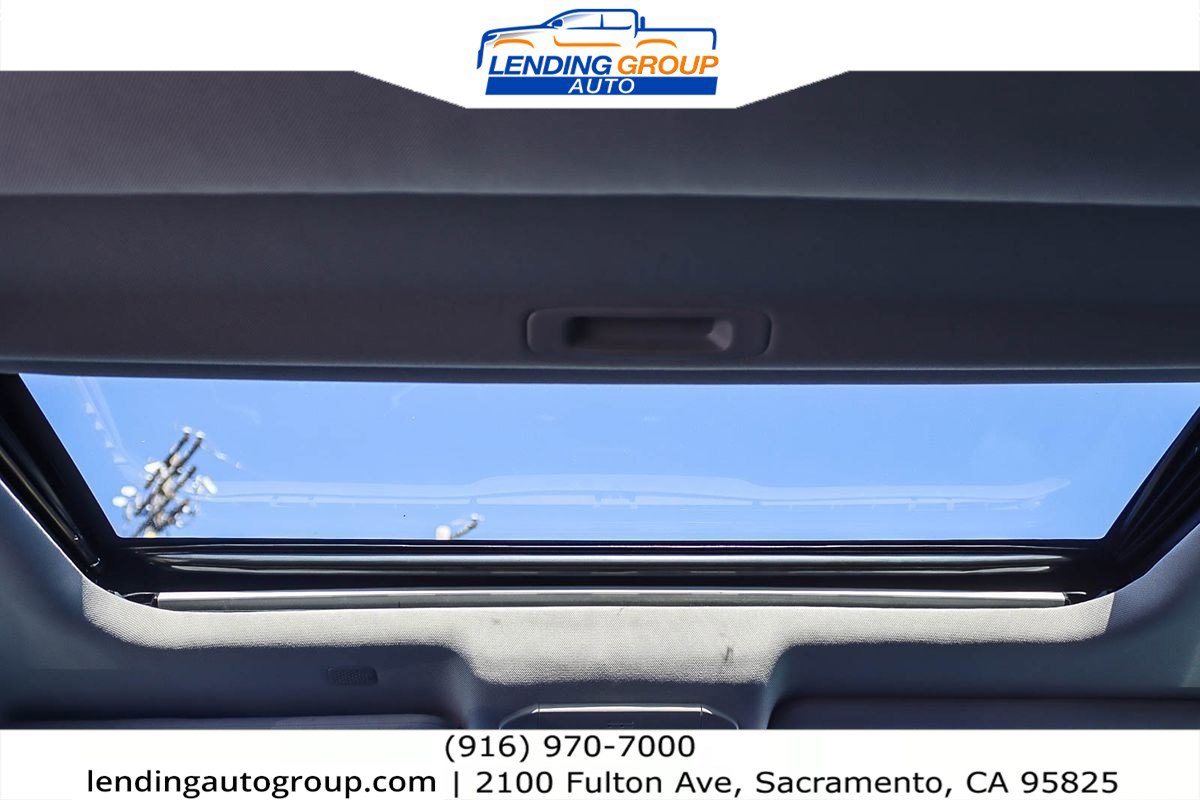 Used 2021 Toyota Highlander XLE image 20