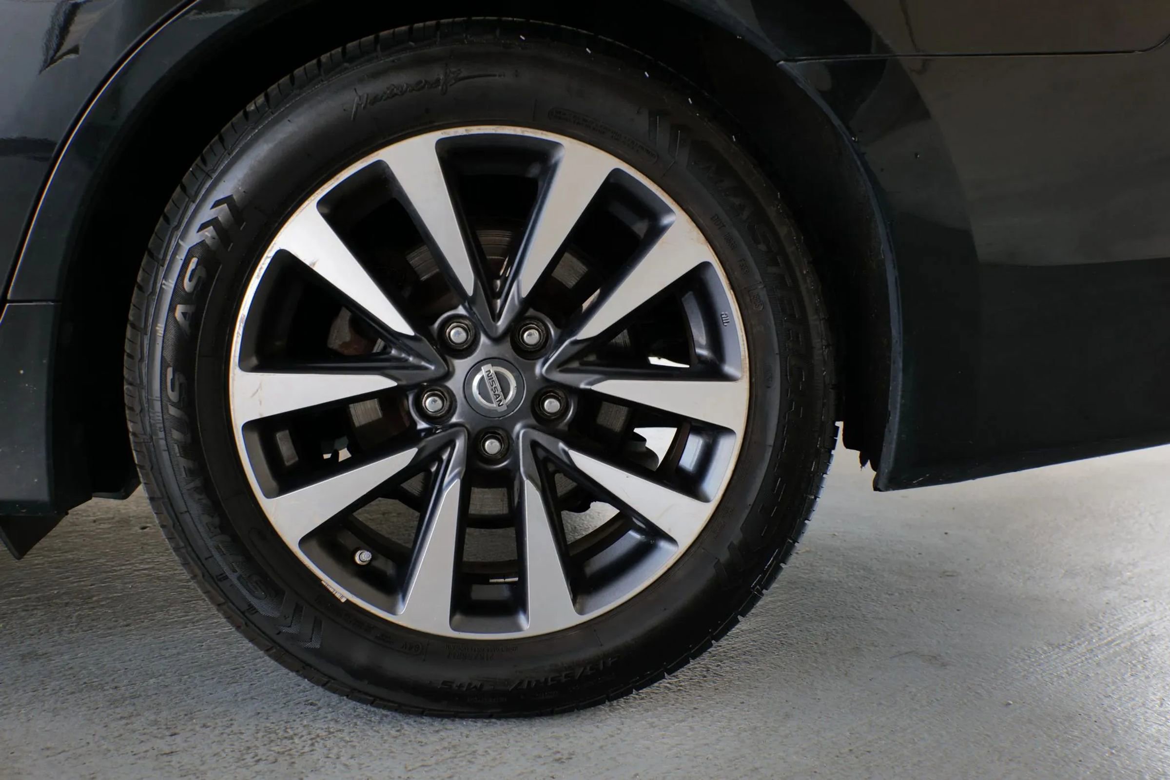 Used 2017 Nissan Altima 2.5 SL w/ 2.5 Technology Package image 36